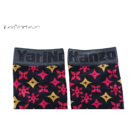 SHURIKEN SOCKS | YARINOHANZO SOCKS | JAPANESE TABI SOCKS