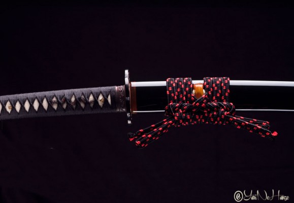 WHAT ARE THE SAMURAI YARINOHANZO SWORDS LIKE?